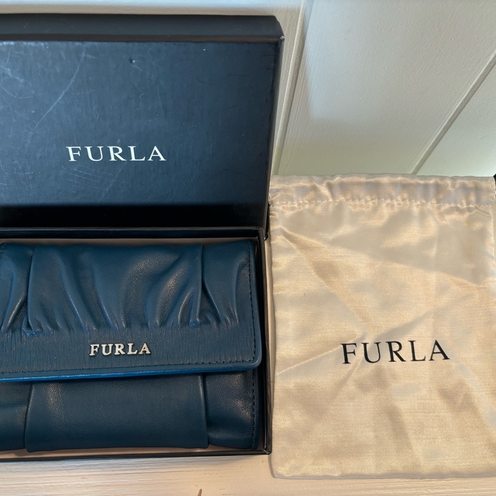 Furla Blue Leather Wallet with Ruched Design - Picture 2 of 5